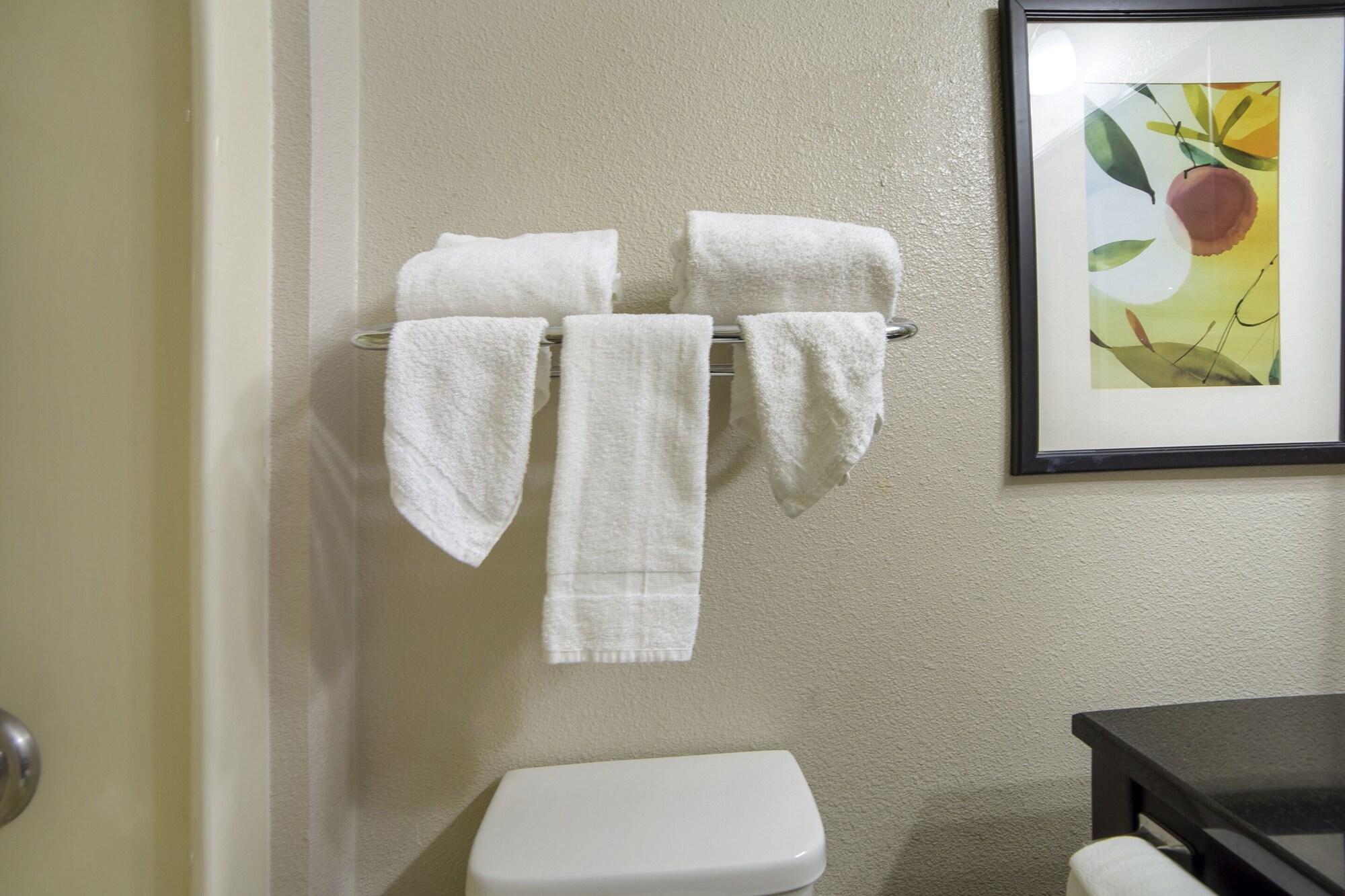 Econo Lodge Inn And Suites Dentsville Экстерьер фото