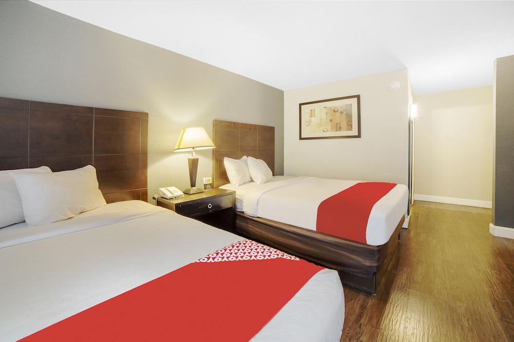 Econo Lodge Inn And Suites Dentsville Экстерьер фото