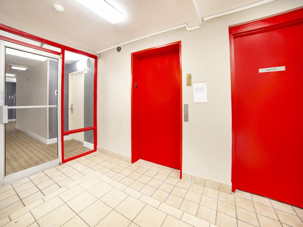 Econo Lodge Inn And Suites Dentsville Экстерьер фото